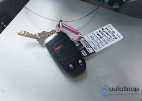 2017 Dodge Journey Sxt from USA, damaged, VIN 3C4PDCBG1HT537702